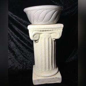 Signed Handmade Pottery Bowl 7 3/4” Diameter